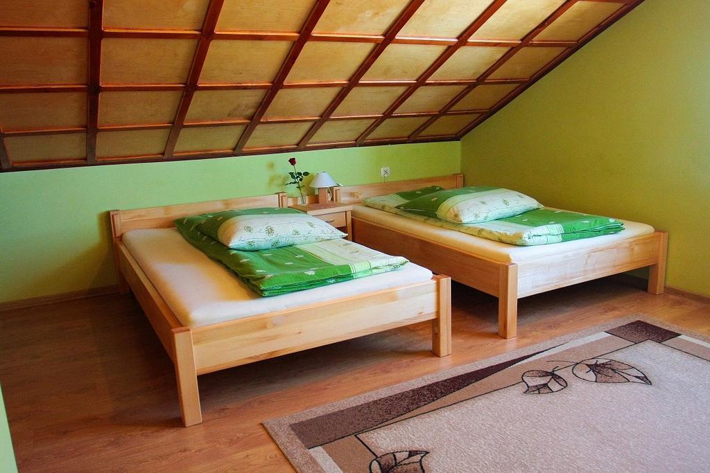 Kwatera Pod Lasem Истебна Экстерьер фото